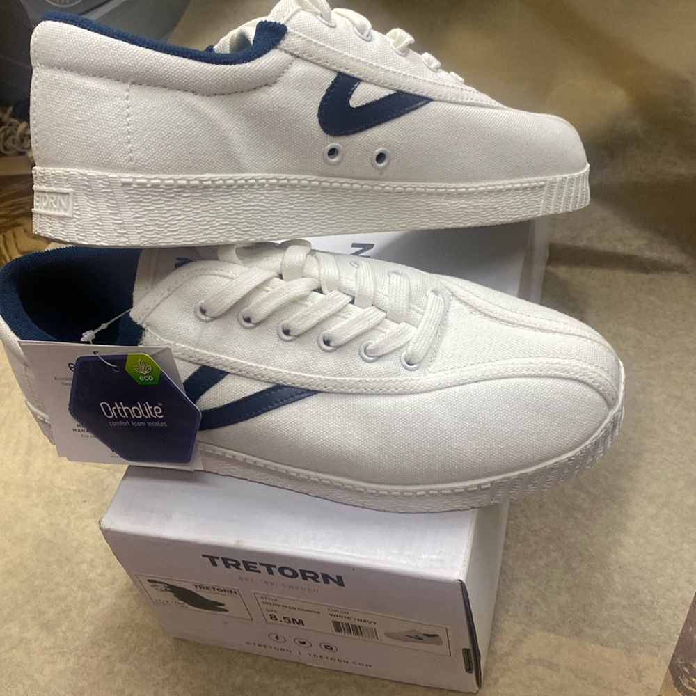 NWB Tretorn ortholite shoes for Women
